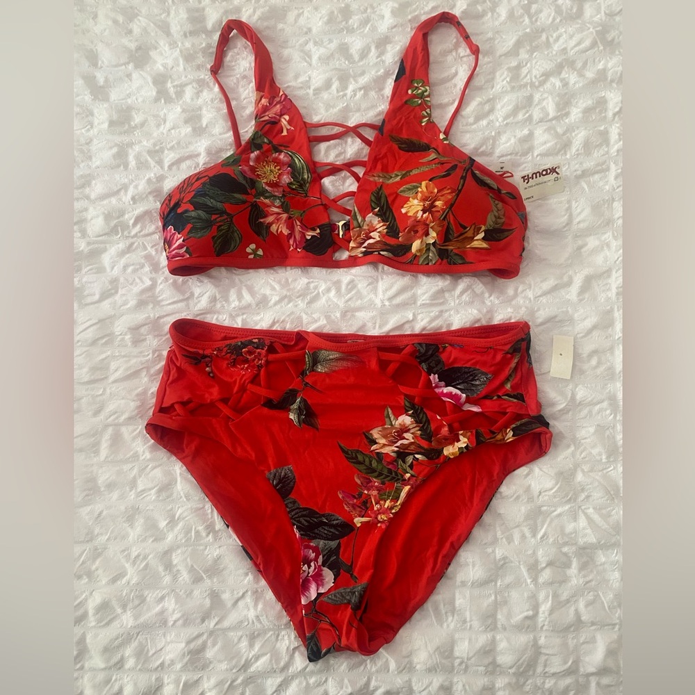 Tinibikini reversible swimwear